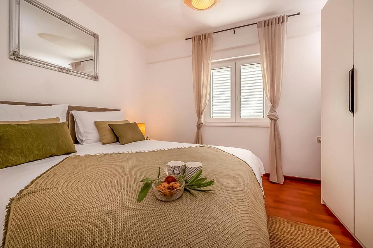 Apartments Matija Rogoznica  Extérieur photo