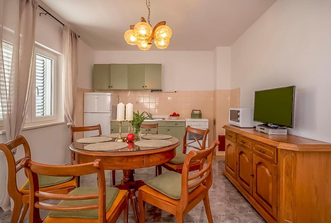Apartments Matija Rogoznica  Extérieur photo