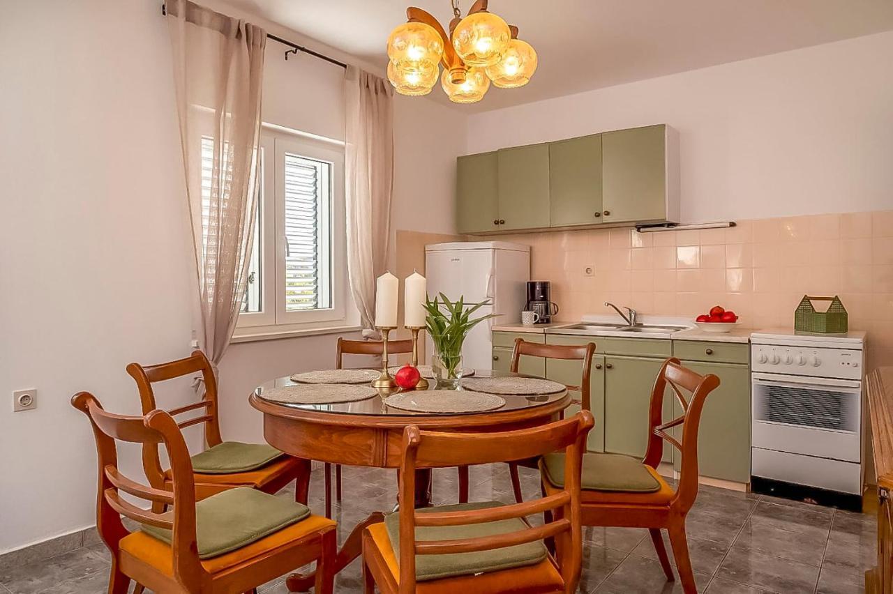 Apartments Matija Rogoznica  Extérieur photo
